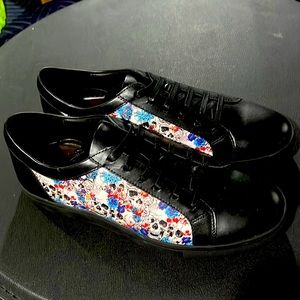 Robert Graham Mens Black Skull Sneakers Shoes (NWOB)